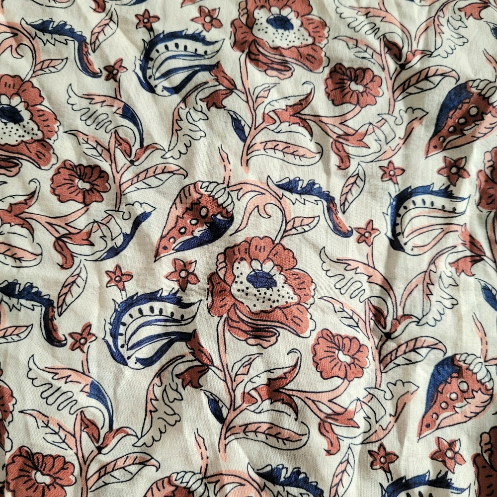 Banana🍌Republic Floral💐 Peplum Top - NWT - Picture 8 of 10